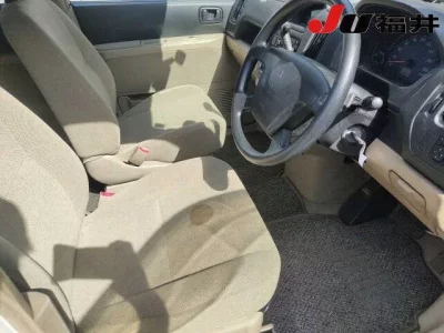 Mitsubishi DINGO
