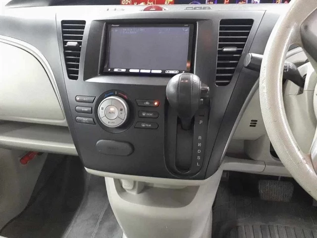 Mazda BIANTE