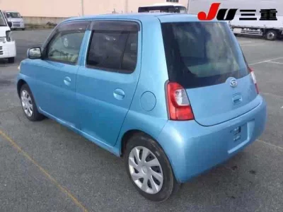 Daihatsu Esse