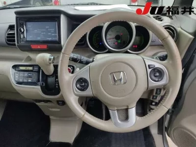 Honda N BOX PLUS
