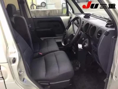 Daihatsu NAKED