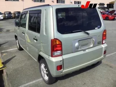 Daihatsu NAKED