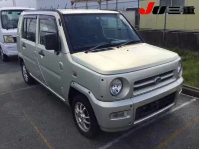 Daihatsu NAKED