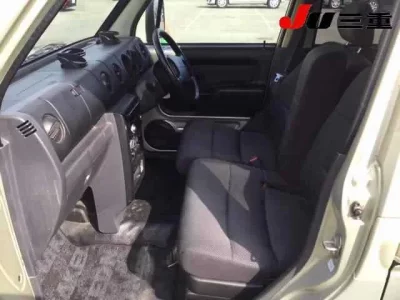 Daihatsu NAKED