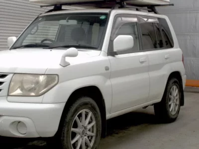 Mitsubishi PAJERO IO
