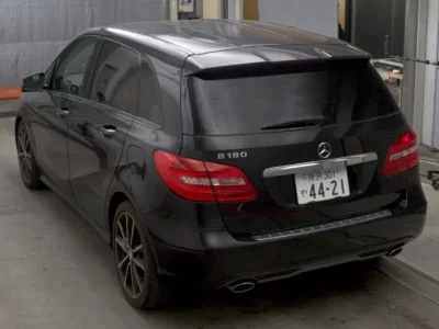 Mercedes-Benz B CLASS