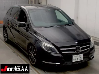 Mercedes-Benz B CLASS