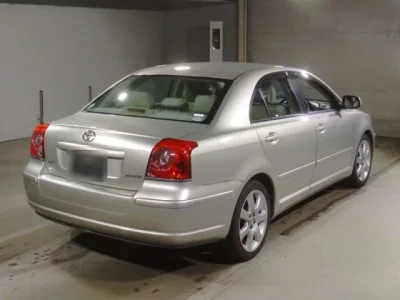 Toyota AVENSIS SEDAN