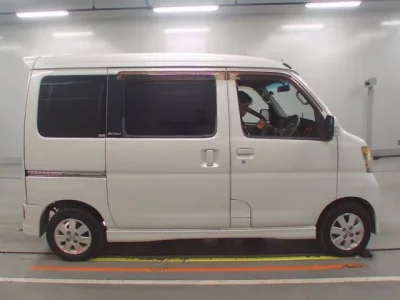 Daihatsu Atrai Wagon