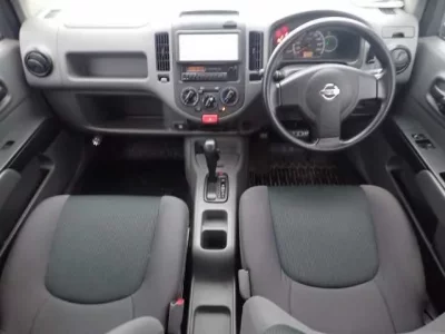 Nissan AD