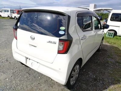 Daihatsu MIRA E S