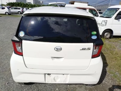 Daihatsu MIRA E S