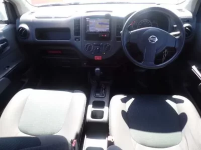 Nissan AD