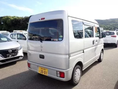 Nissan CLIPPER VAN