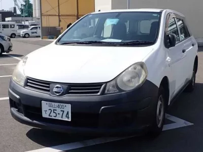 Nissan AD
