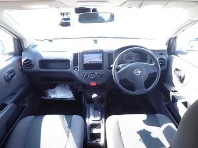 Nissan AD