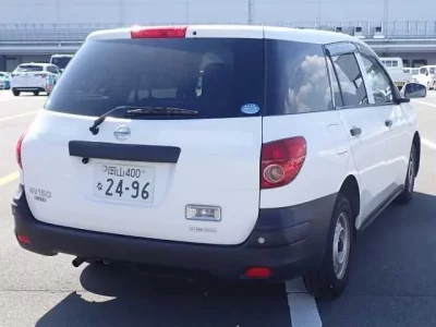 Nissan AD