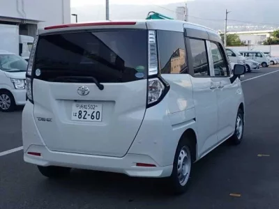 Toyota TANK