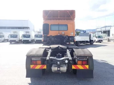 Nissan QUON