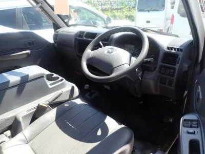 Mazda BONGO VAN