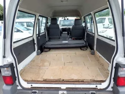 Mazda BONGO VAN