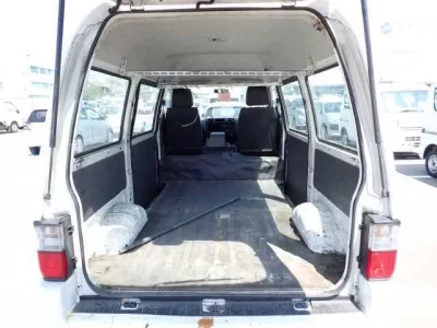 Mazda BONGO VAN
