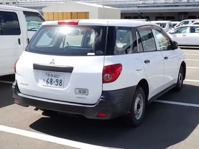 Mitsubishi LANCER VAN