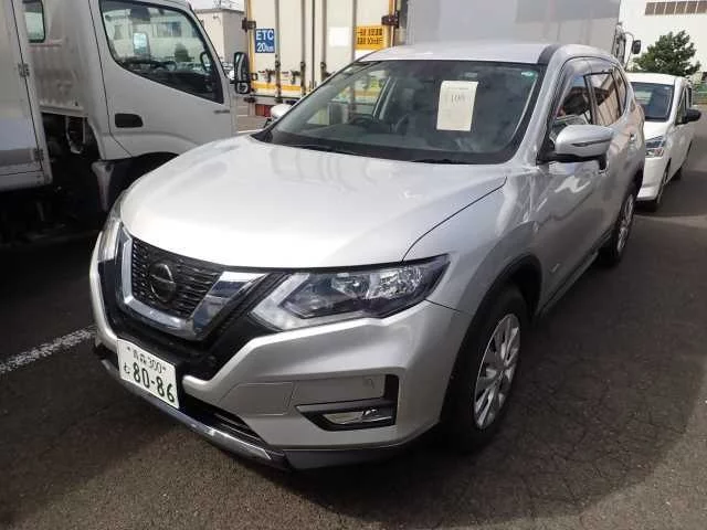 Nissan X-TRAIL