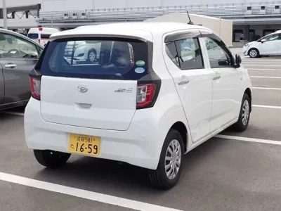 Daihatsu MIRA E S