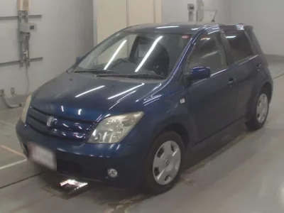 Toyota IST