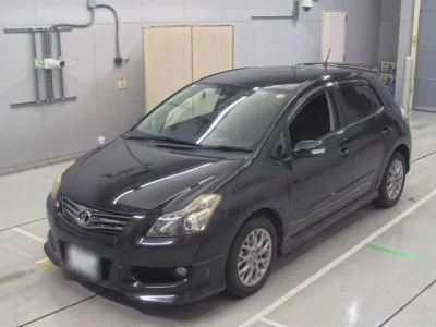 Toyota BLADE