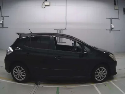 Toyota BLADE