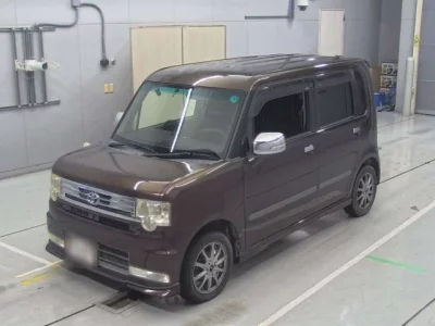 Toyota PIXIS SPACE