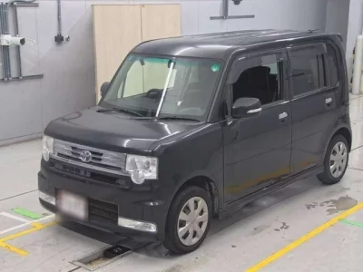 Toyota PIXIS SPACE