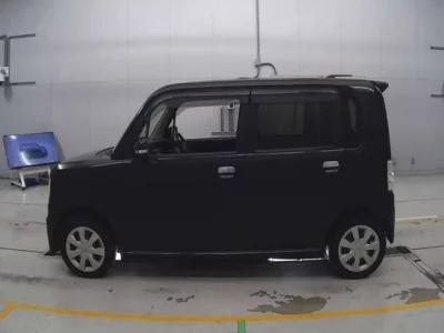 Toyota PIXIS SPACE