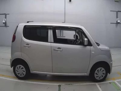 Suzuki MRWAGON