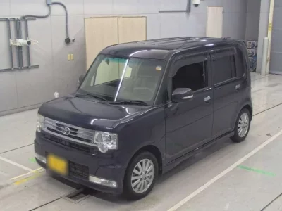 Toyota PIXIS SPACE