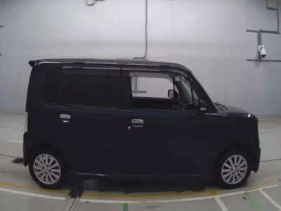 Toyota PIXIS SPACE