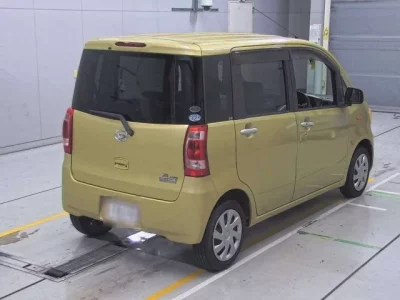 Daihatsu TANTO EXE