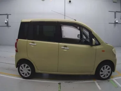 Daihatsu TANTO EXE