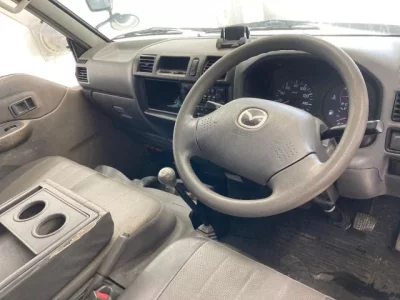 Mazda BONGO VAN