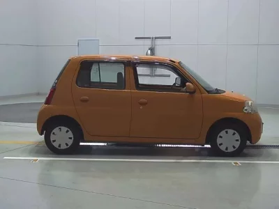 Daihatsu Esse