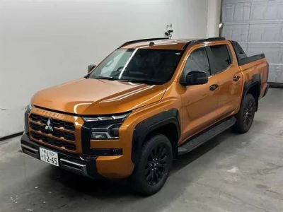 Mitsubishi TRITON
