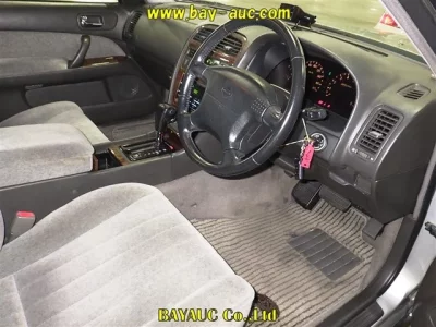 Nissan LEOPARD