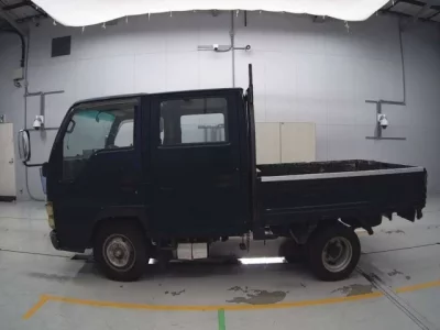 Mazda TITAN