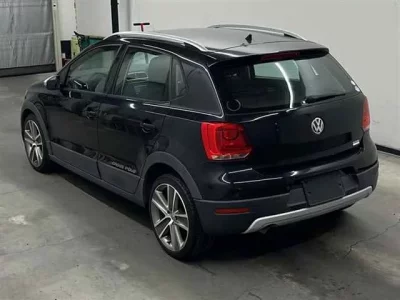 Volkswagen CROSS POLO
