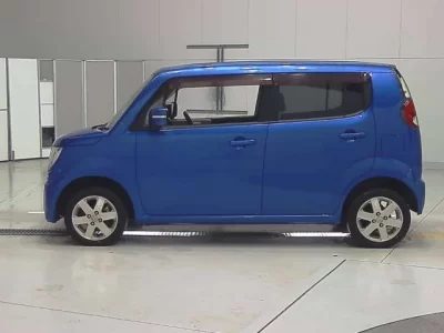 Suzuki MRWAGON