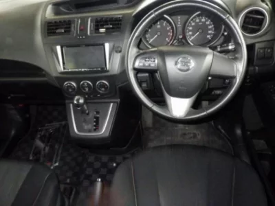 Nissan LAFESTA