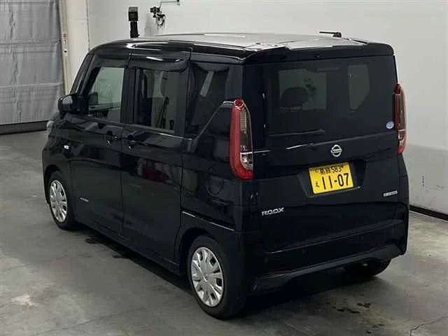Nissan ROOX