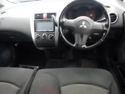 Mitsubishi COLT PLUS